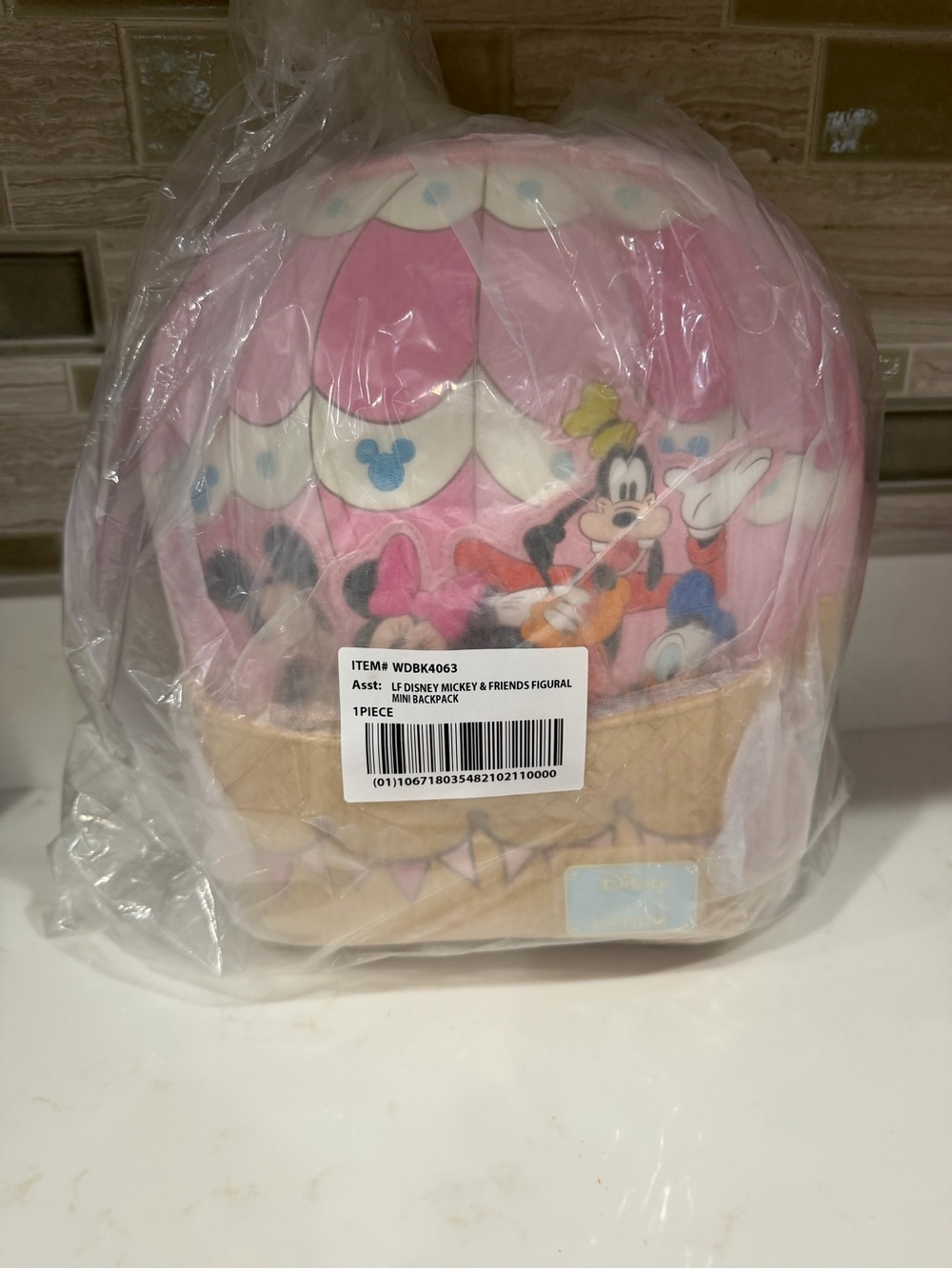 Loungefly Disney Mickey & Friends Hot Air Balloon
Figural Mini Backpack 🆕 - Picture 6 of 7